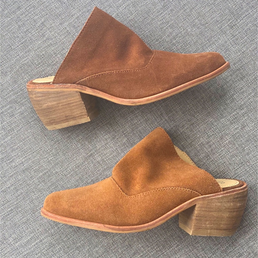 Splendid Symphony Tobacco Suede Stacked Heel Mule